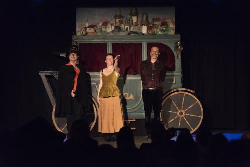 LES TROIS BRIGANDS