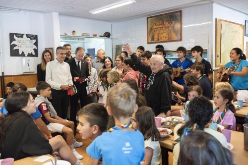DINAR A AINA 2025