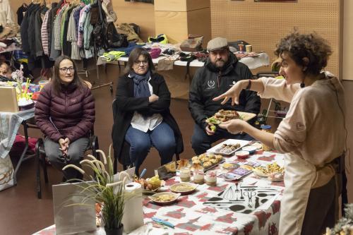 MERCAT NADALENC DE SEGONA MÀ