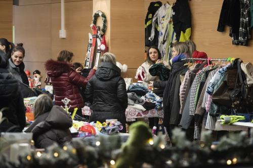 MERCAT NADALENC DE SEGONA MÀ